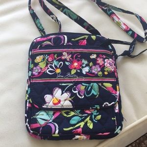 Vera Bradley crossbody bag.